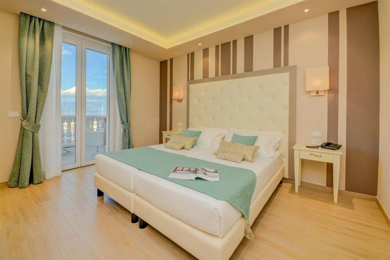 Garuti Village 3*