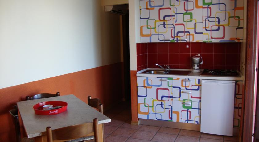 Garuti Village Aparthotel
