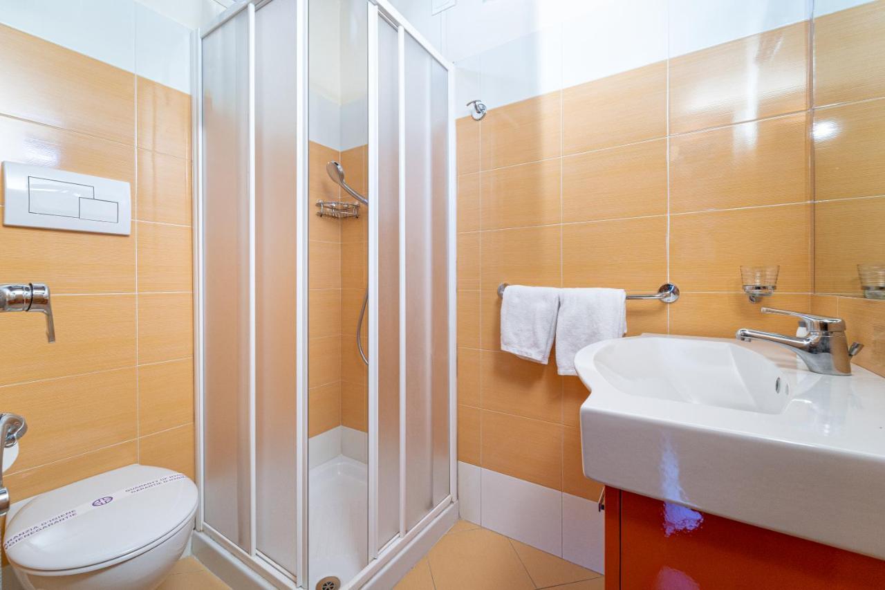 Aparthotel Garuti Village 3*