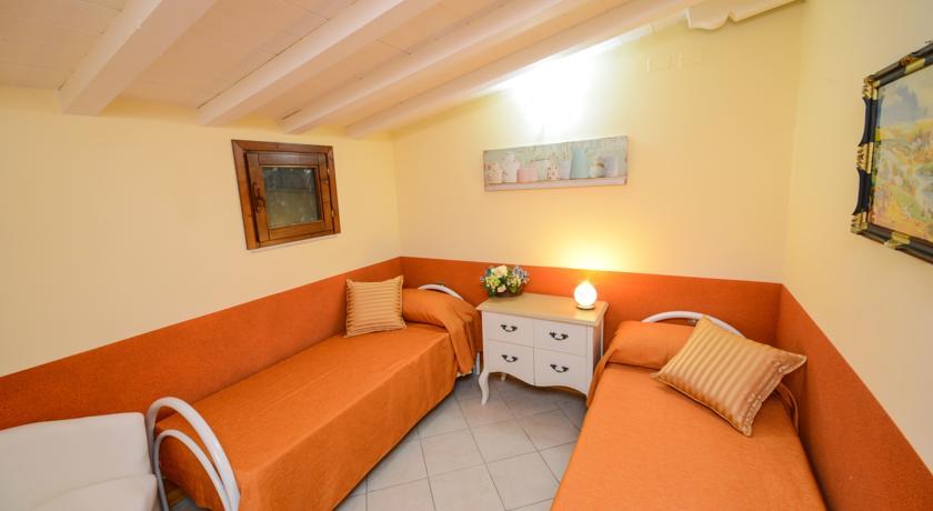 Garuti Village 3* Padenghe sul Garda
