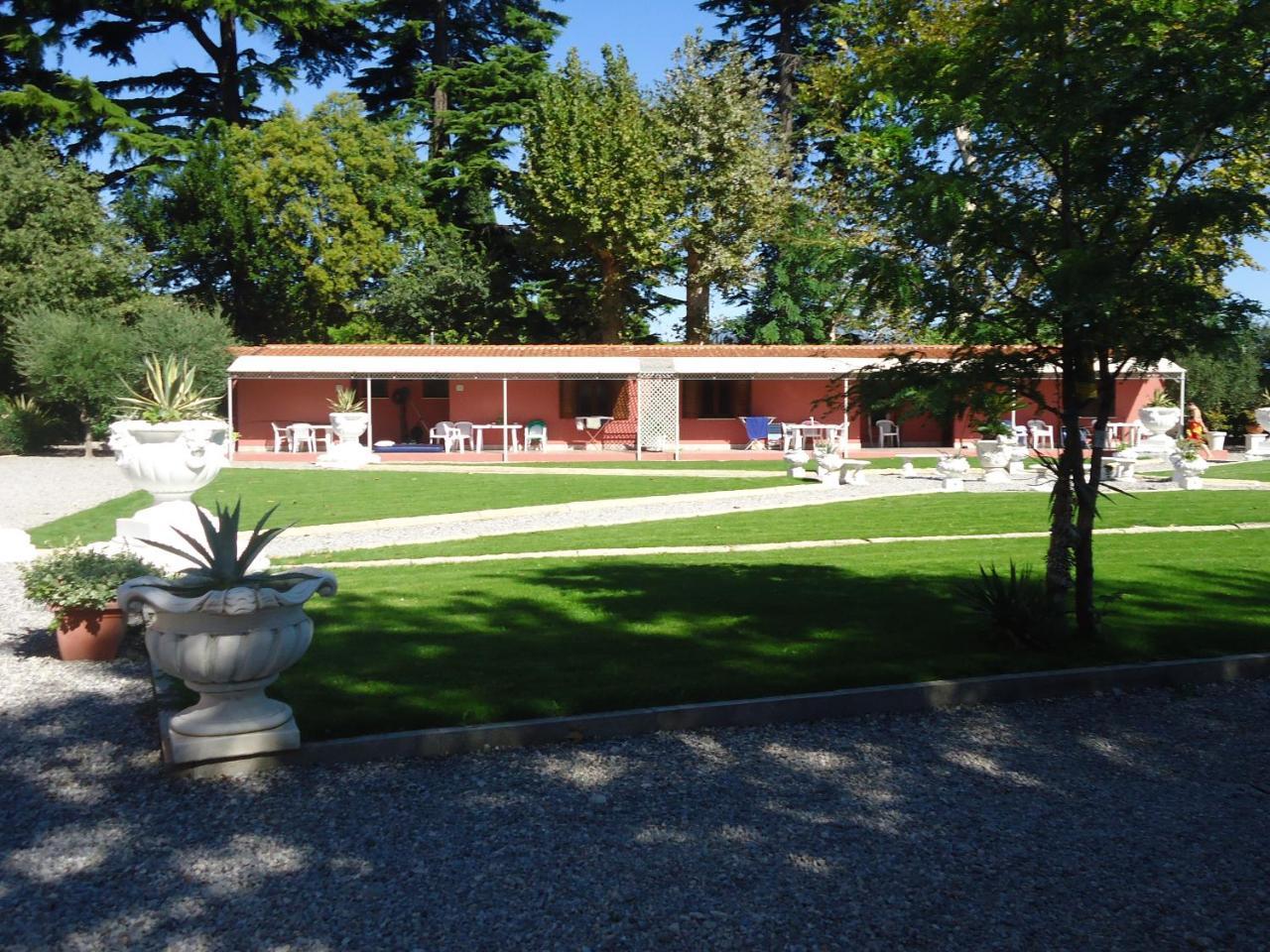 Garuti Village Aparthotel