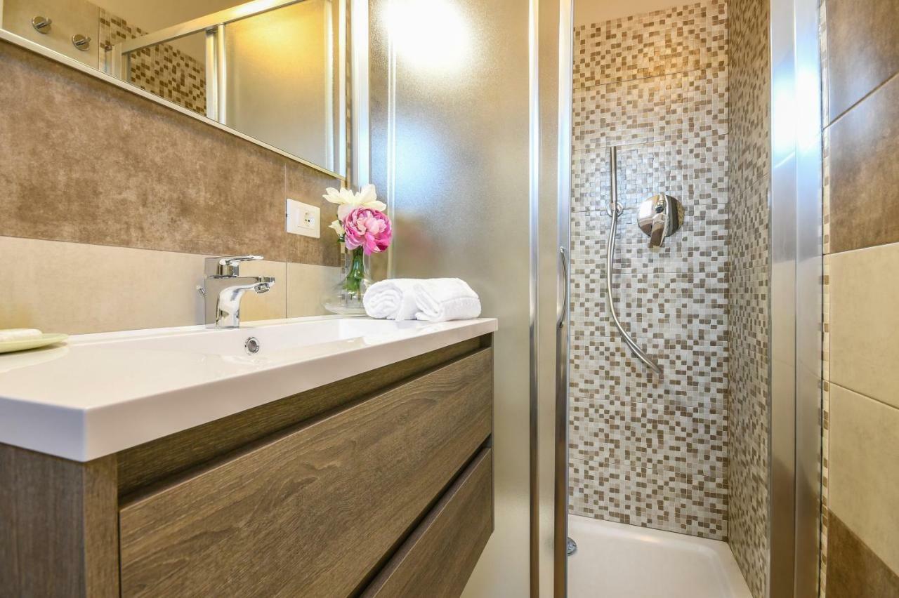 Garuti Village Aparthotel 3*