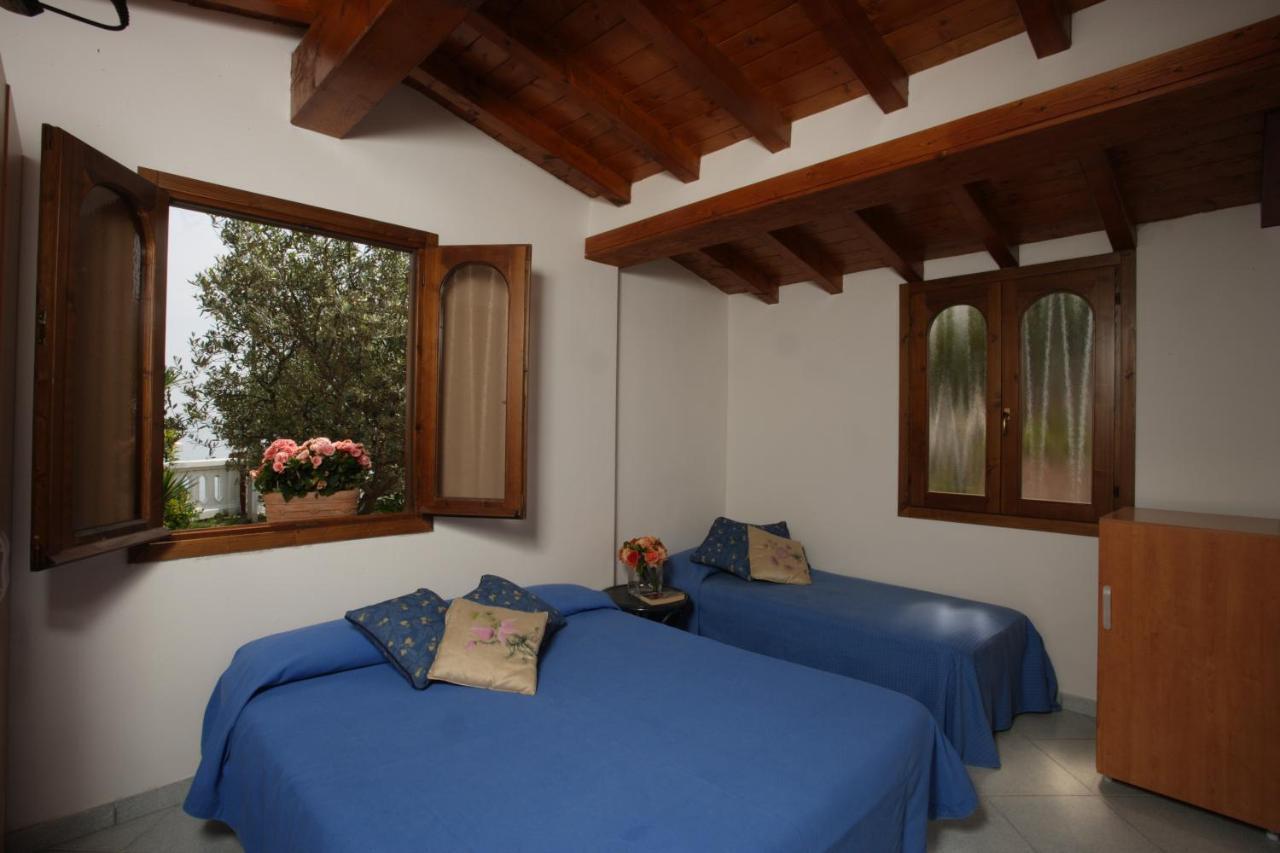 Garuti Village Aparthotel 3*